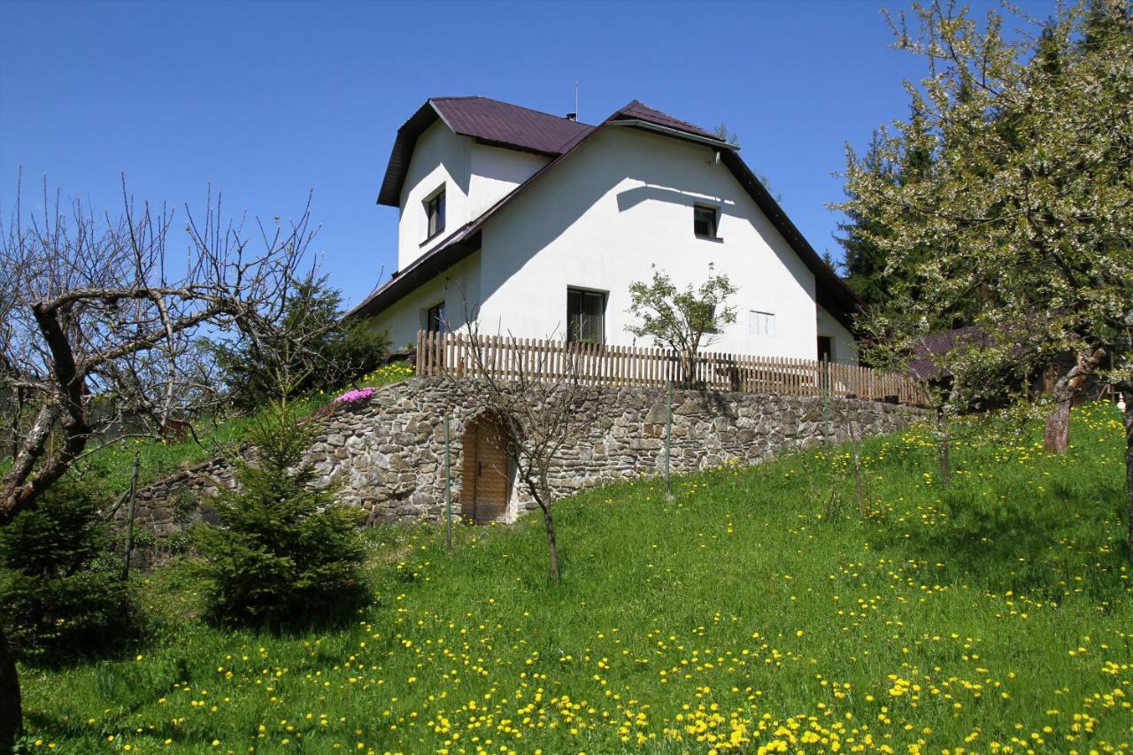 Penzion Na Kopecku Velké Karlovice Εξωτερικό φωτογραφία